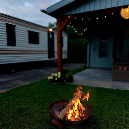 Familychalet De Schaapskooi, 6-Persons, Big Private Garden, Dogs Aloud Westergeest المظهر الخارجي الصورة