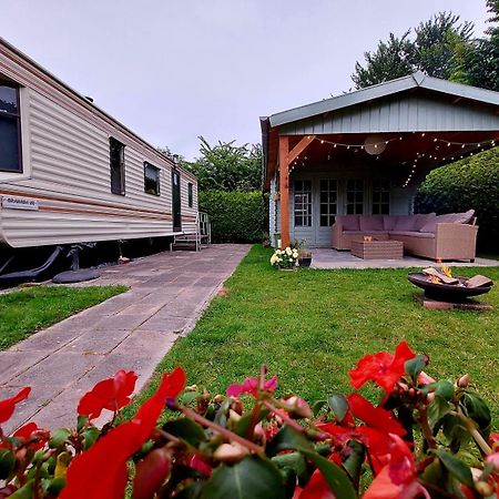Familychalet De Schaapskooi, 6-Persons, Big Private Garden, Dogs Aloud Westergeest المظهر الخارجي الصورة