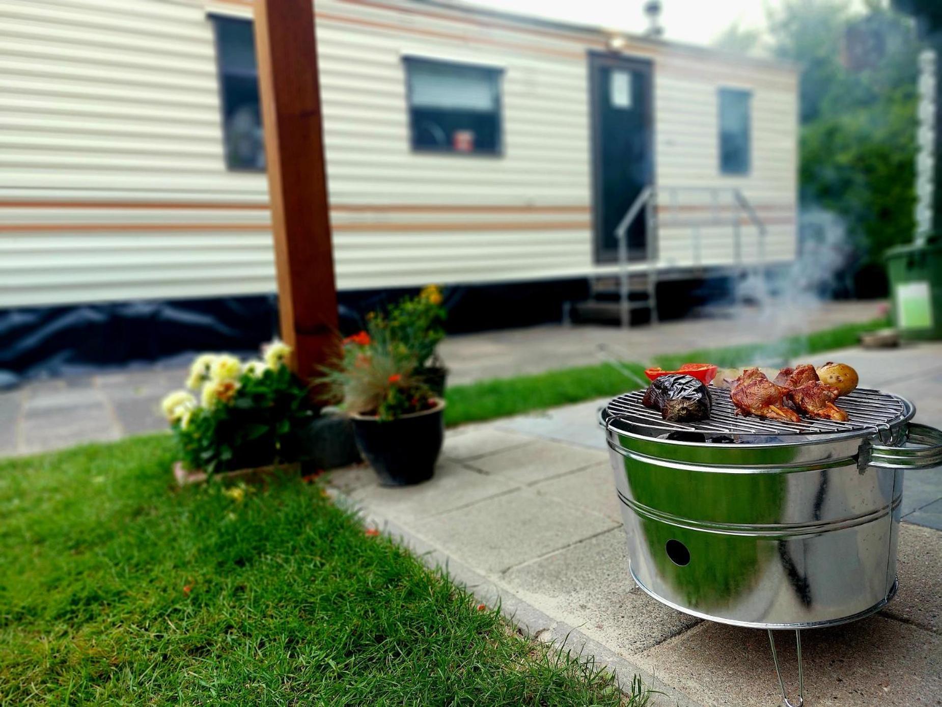 Familychalet De Schaapskooi, 6-Persons, Big Private Garden, Dogs Aloud Westergeest المظهر الخارجي الصورة